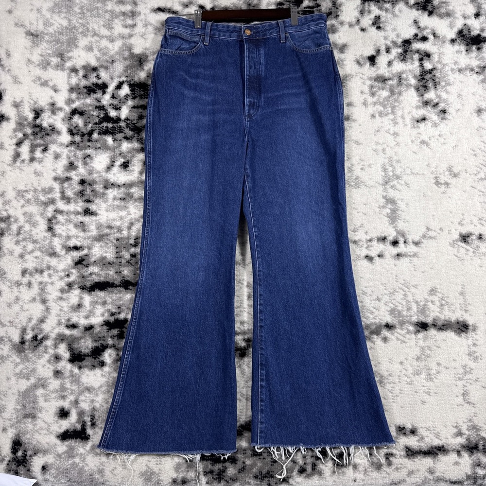 Wrangler Jeans Womens‎ Size 32x28 Wanderer Indigood Hippie Raw Hem Cowgirl